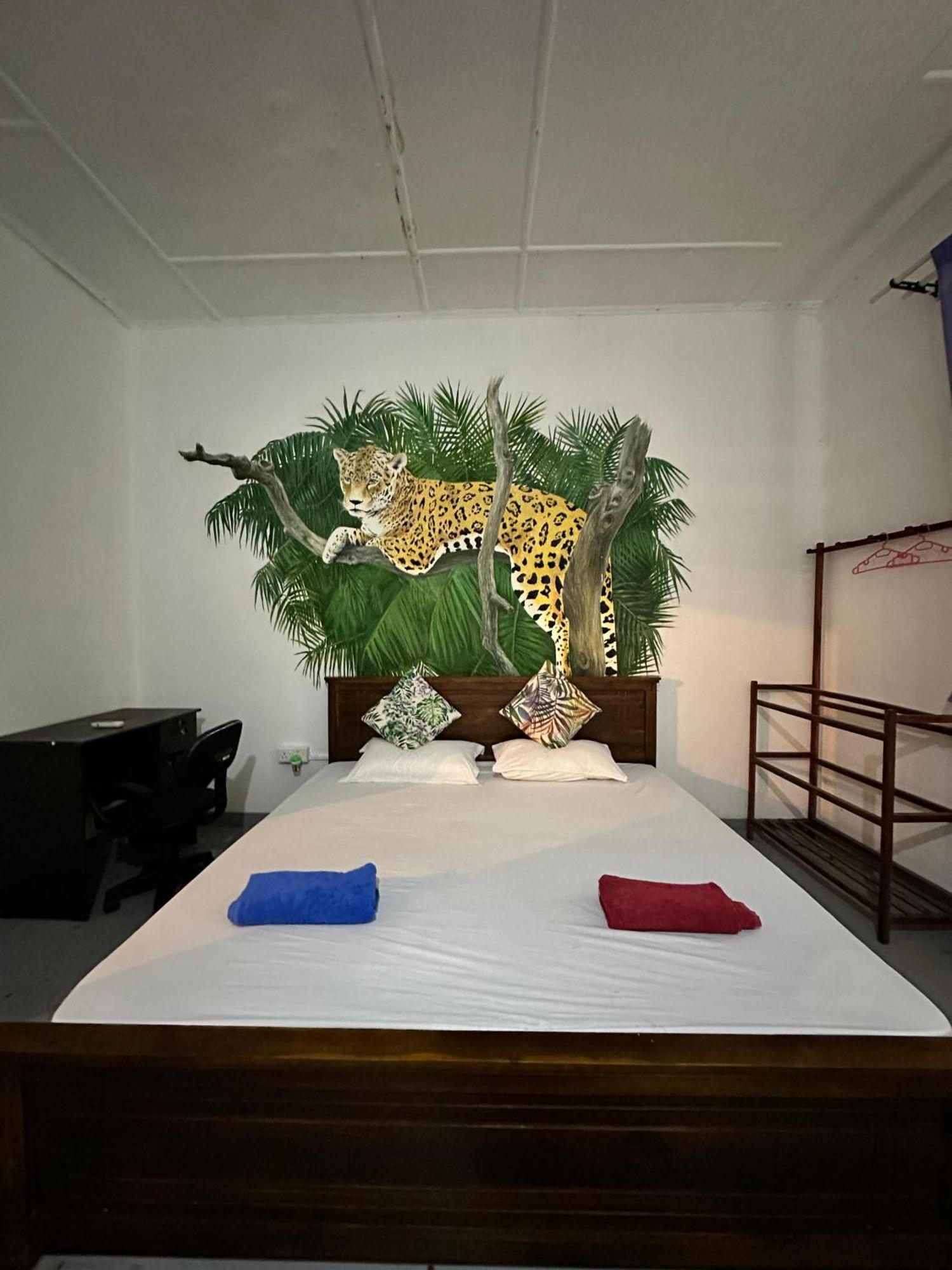 Casa Del Ceylon Apartment Hikkaduwa Ngoại thất bức ảnh